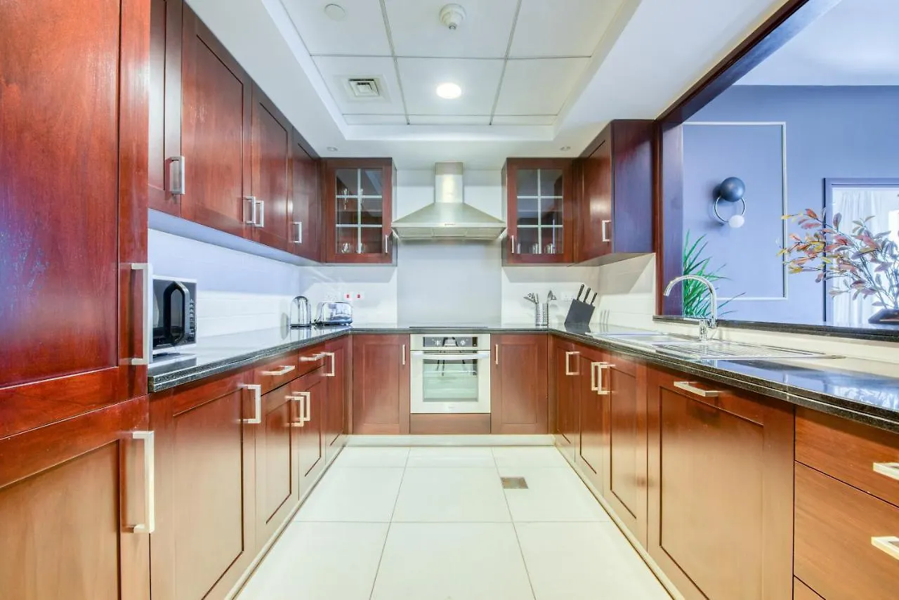 Maison Privee - Radiant Urban Retreat With Iconic Burj Khalifa Vws Dubai Apartment